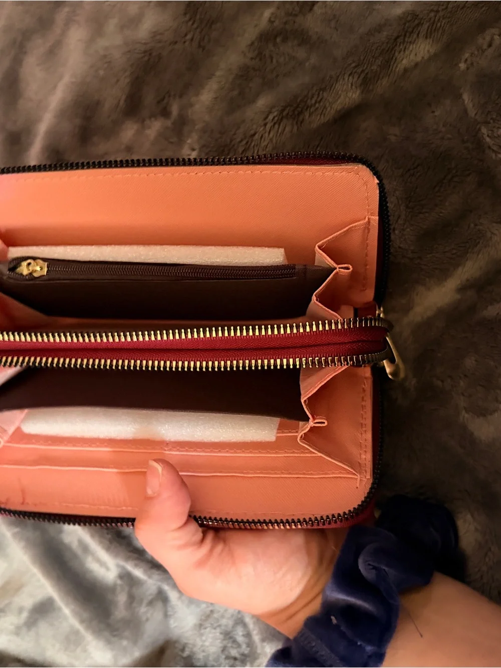 NWT Red Women's Zip Clutch/Wallet - Beautiful flowers for Beautiful girls